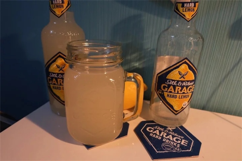 Пиво гараж с лимоном фото
